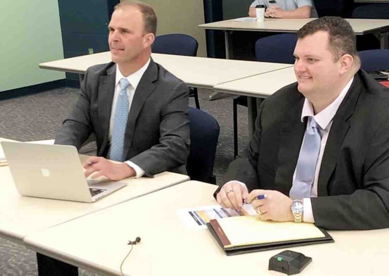 Commission approves court renewal | News, Sports, Jobs - The Sentinel